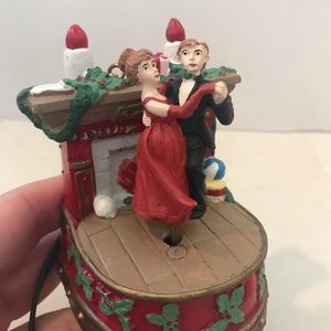 Swirling Christmas Dancers Motion Ornament